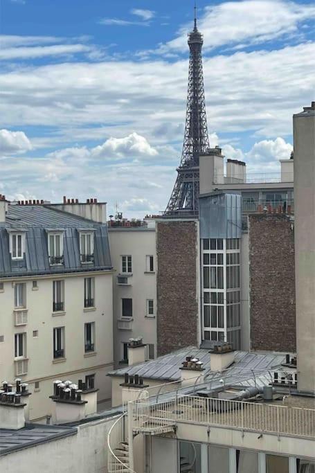 Champs Elysees Vue Sur Tour Eiffel Apartment Paris